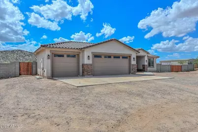 15079 W Desert Vista Trail, Surprise, AZ 85387 - Photo 2
