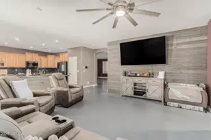 14604 W Banff Ln, Surprise, AZ 85379 - Photo 8