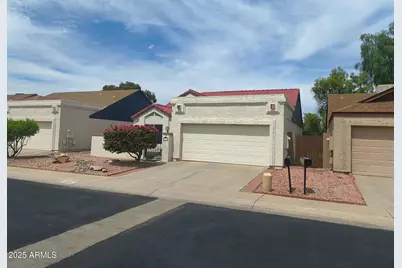 6534 W North Lane, Glendale, AZ 85302 - Photo 2