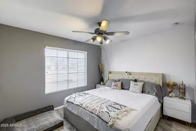 6534 W North Lane, Glendale, AZ 85302 - Photo 16