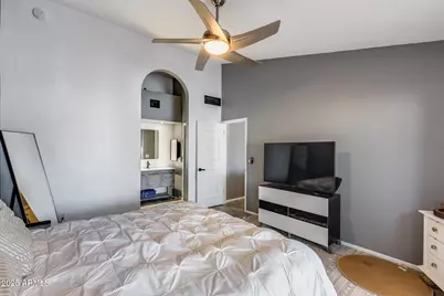 6534 W North Lane, Glendale, AZ 85302 - Photo 10