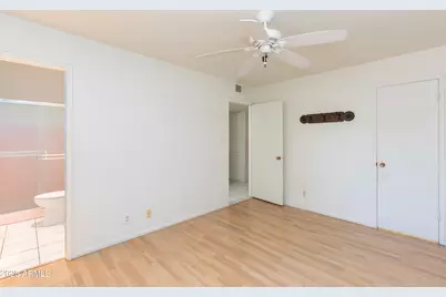 12062 N Saint Annes Drive, Sun City, AZ 85351 - Photo 30