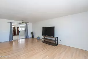 12062 N St Annes Dr, Sun City, AZ 85351 - Photo 36