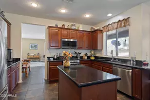 2116 W Kuralt Dr, Anthem, AZ 85086 - Photo 10