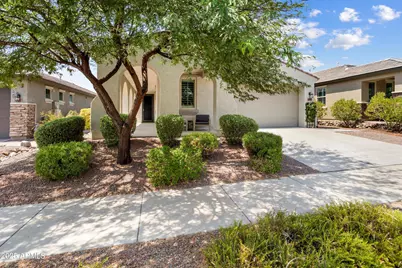 4930 N 206th Lane, Buckeye, AZ 85396 - Photo 4