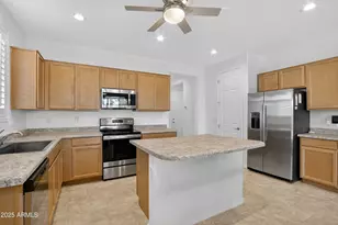 2079 E Escondido Pl, Casa Grande, AZ 85122 - Photo 8