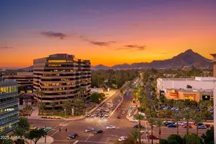 2402 E Esplanade Ln, Phoenix, AZ 85016 - Photo 4