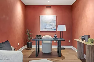 2402 E Esplanade Ln, Phoenix, AZ 85016 - Photo 20