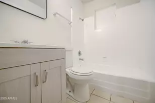 2508 E Clarendon Ave, Phoenix, AZ 85016 - Photo 32