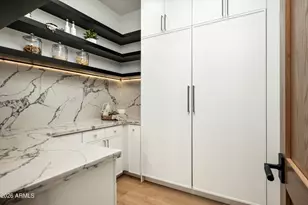 6535 N 40th Pl, Paradise Valley, AZ 85253 - Photo 10