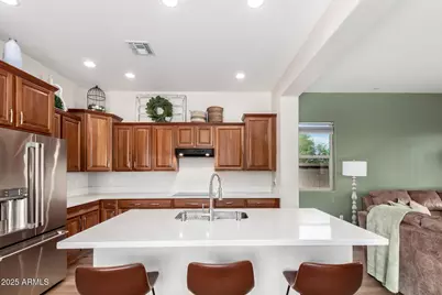 26087 N 83rd Drive, Peoria, AZ 85383 - Photo 12