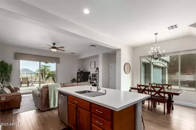 26087 N 83rd Drive, Peoria, AZ 85383 - Photo 14