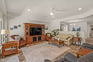 4649 E Sourwood Dr, Gilbert, AZ 85298 - Photo 12