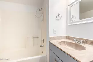 2674 N 43rd Ave, Phoenix, AZ 85009 - Photo 12