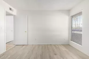 2674 N 43rd Ave, Phoenix, AZ 85009 - Photo 14