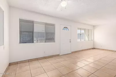 2674 N 43rd Avenue #D, Phoenix, AZ 85009 - Photo 10