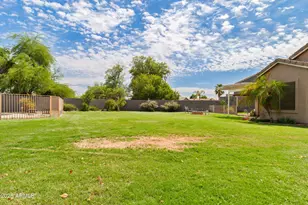 2833 S Martingale Rd, Gilbert, AZ 85295 - Photo 30