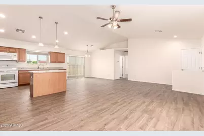 5611 S 225th Avenue, Buckeye, AZ 85326 - Photo 14