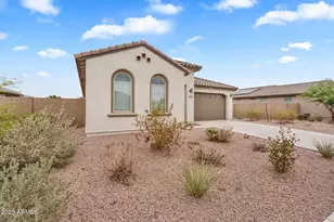 453 E Wiley Way, Casa Grande, AZ 85122 - Photo 2