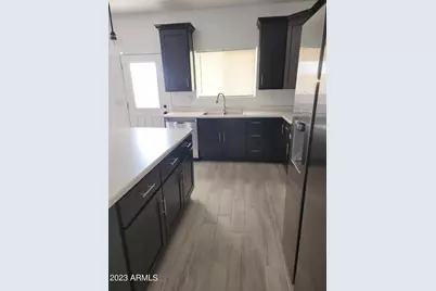 13905 S Avalon Road, Arizona City, AZ 85123 - Photo 6