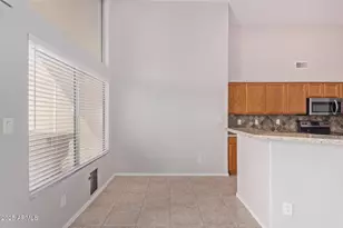 208 E Devon Dr, Gilbert, AZ 85296 - Photo 10