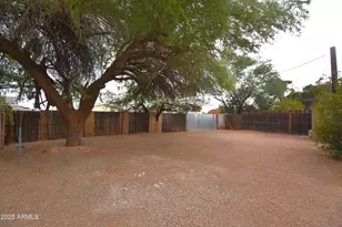 8011 E 5th Ave, Mesa, AZ 85208 - Photo 36