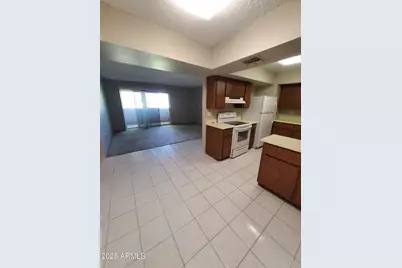 4444 E Paradise Village Parkway N #231, Phoenix, AZ 85032 - Photo 2