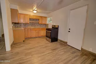 203 E 12th St, Eloy, AZ 85131 - Photo 6