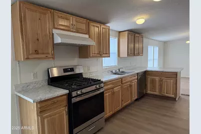 1030 N Hunt Ranch Trail, Huachuca City, AZ 85616 - Photo 2