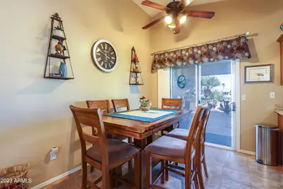 2414 E Antigua Drive, Casa Grande, AZ 85194 - Photo 10