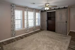 2975 E Campbell Rd, Gilbert, AZ 85234 - Photo 12