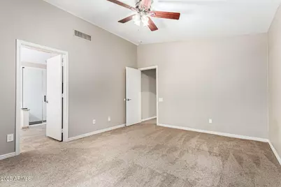 6241 W Blackhawk Drive, Glendale, AZ 85308 - Photo 10