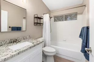 6241 W Blackhawk Dr, Glendale, AZ 85308 - Photo 20