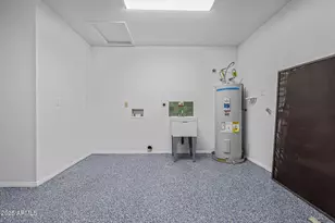 9152 W Oraibi Dr, Peoria, AZ 85382 - Photo 34