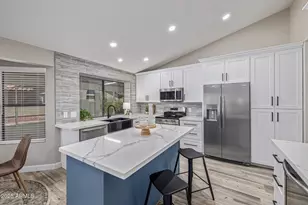 9152 W Oraibi Dr, Peoria, AZ 85382 - Photo 8