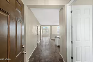 421 E Harold Dr, San Tan Valley, AZ 85140 - Photo 2