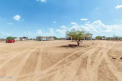 36634 W Buchanan Avenue, Tonopah, AZ 85354 - Photo 32