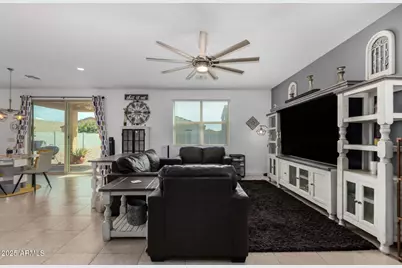 267 W Chaska Trail, San Tan Valley, AZ 85140 - Photo 2