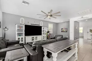 267 W Chaska Trail, San Tan Valley, AZ 85140 - Photo 4