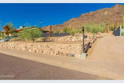 8607 N 14th Street #229, Phoenix, AZ 85020 - Photo 2