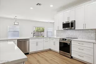 15733 W Ventura St, Surprise, AZ 85379 - Photo 10