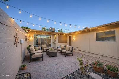 10523 W Highwood Lane, Sun City, AZ 85373 - Photo 2