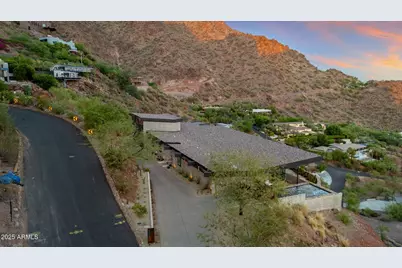 4925 E Red Rock Drive #43, Phoenix, AZ 85018 - Photo 12