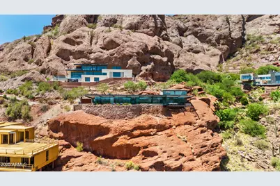 4925 E Red Rock Drive #43, Phoenix, AZ 85018 - Photo 4