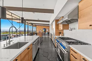 4925 E Red Rock Dr, Phoenix, AZ 85018 - Photo 30