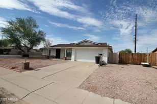 626 W Paseo Way, Tempe, AZ 85283 - Photo 2