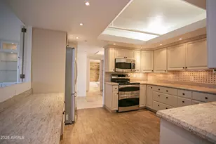 7850 E Camelback Rd, Scottsdale, AZ 85251 - Photo 16