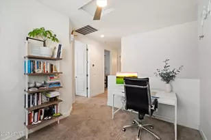 3030 N 38th St, Phoenix, AZ 85018 - Photo 12