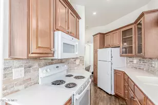 111 S Greenfield Rd, Mesa, AZ 85206 - Photo 14