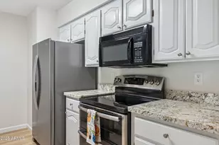 1021 S Greenfield Rd, Mesa, AZ 85206 - Photo 6